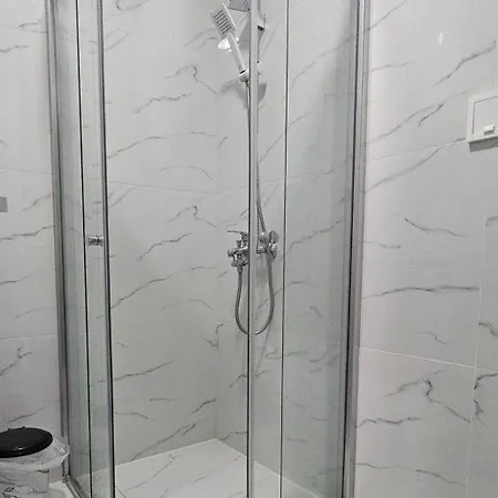 Charming 2 Bedroom In Heart Of * Skopje