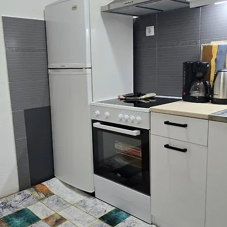 Apartment Charming 2 Bedroom In Heart Of